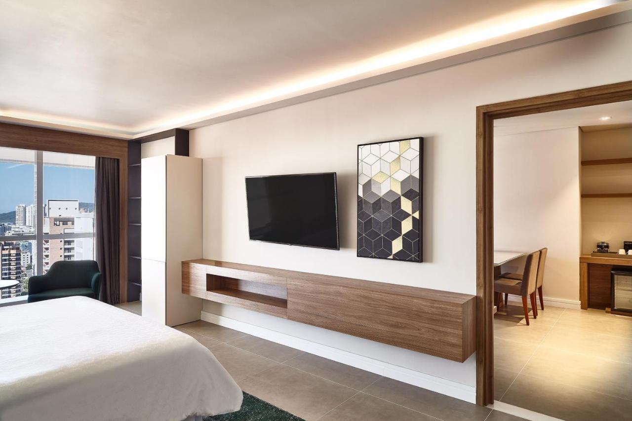 Sheraton Santos Hotel Экстерьер фото A room at the hotel