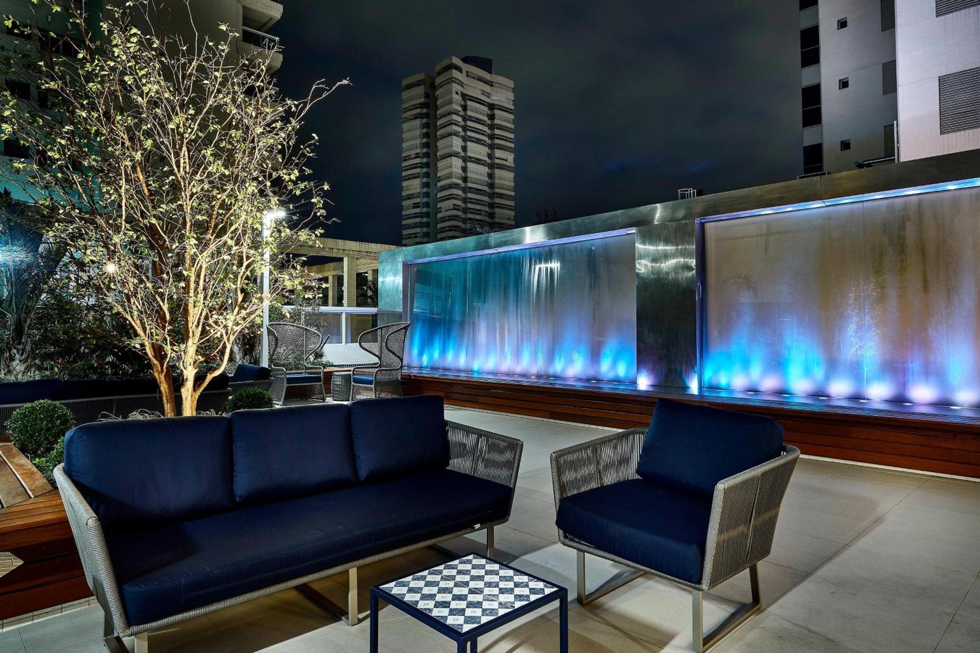 Sheraton Santos Hotel Экстерьер фото The rooftop lounge at the W New York - Union Square